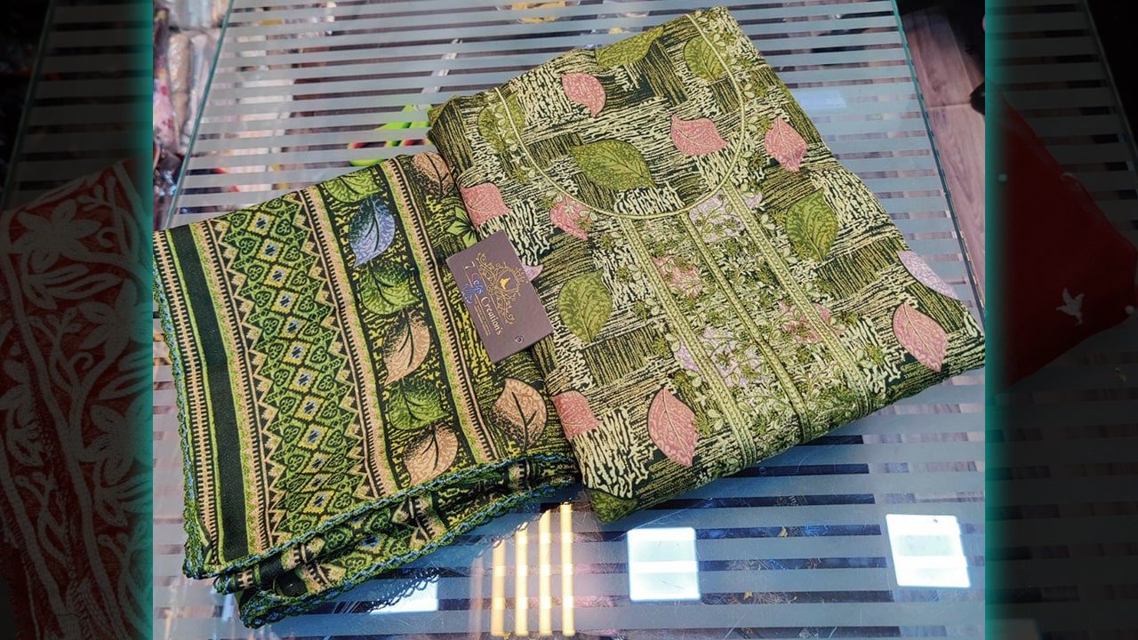 7 Seas Suits | Pashmina Beautiful Embroidery Work On Neck & Digital Printing All Over