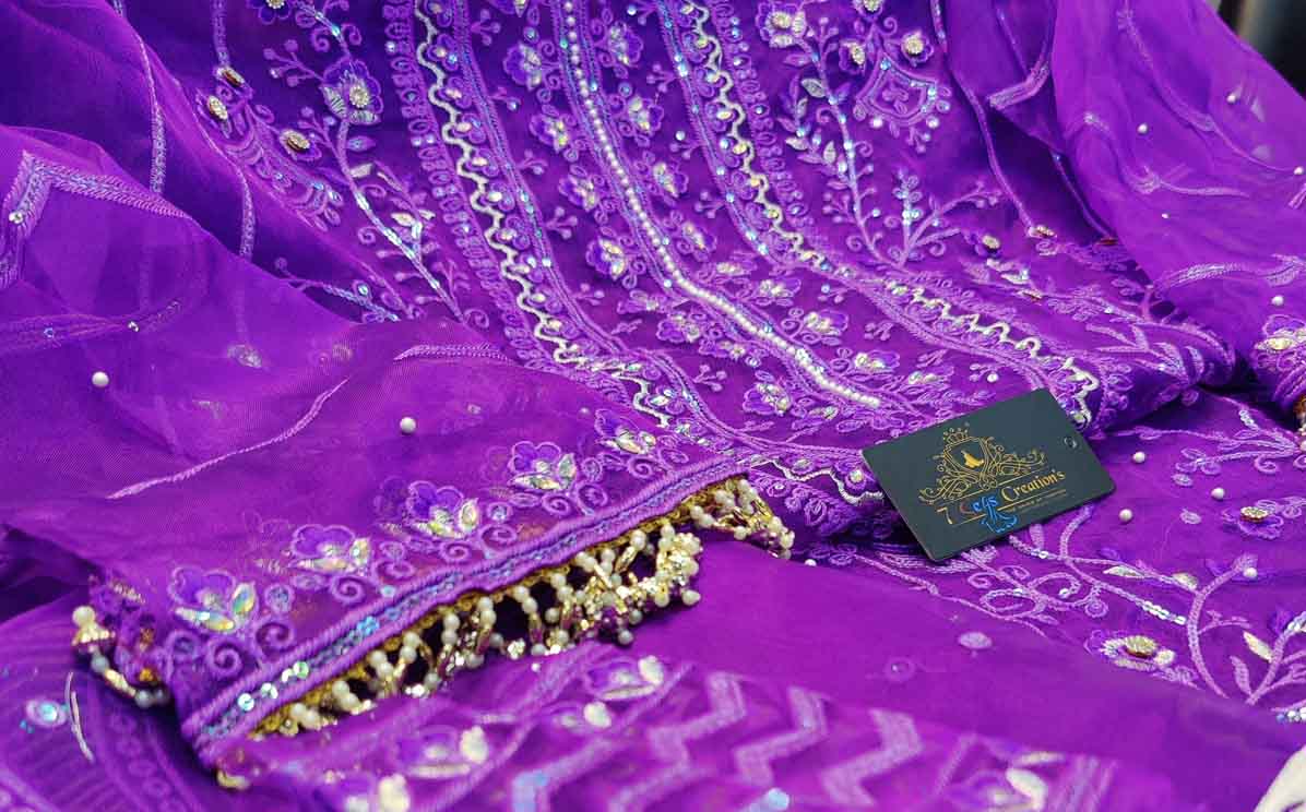 Mottis & diamond gorgeous embroidery, sequins  Heavy latkans laces